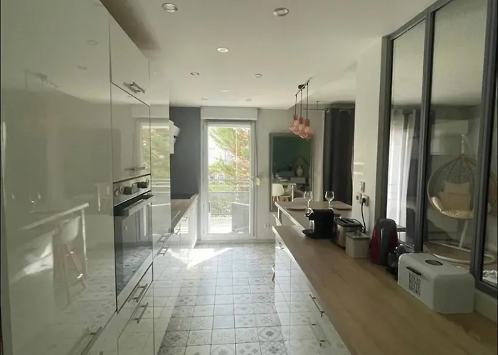Appartement De 68M2 Avec Garage Et Climatisation